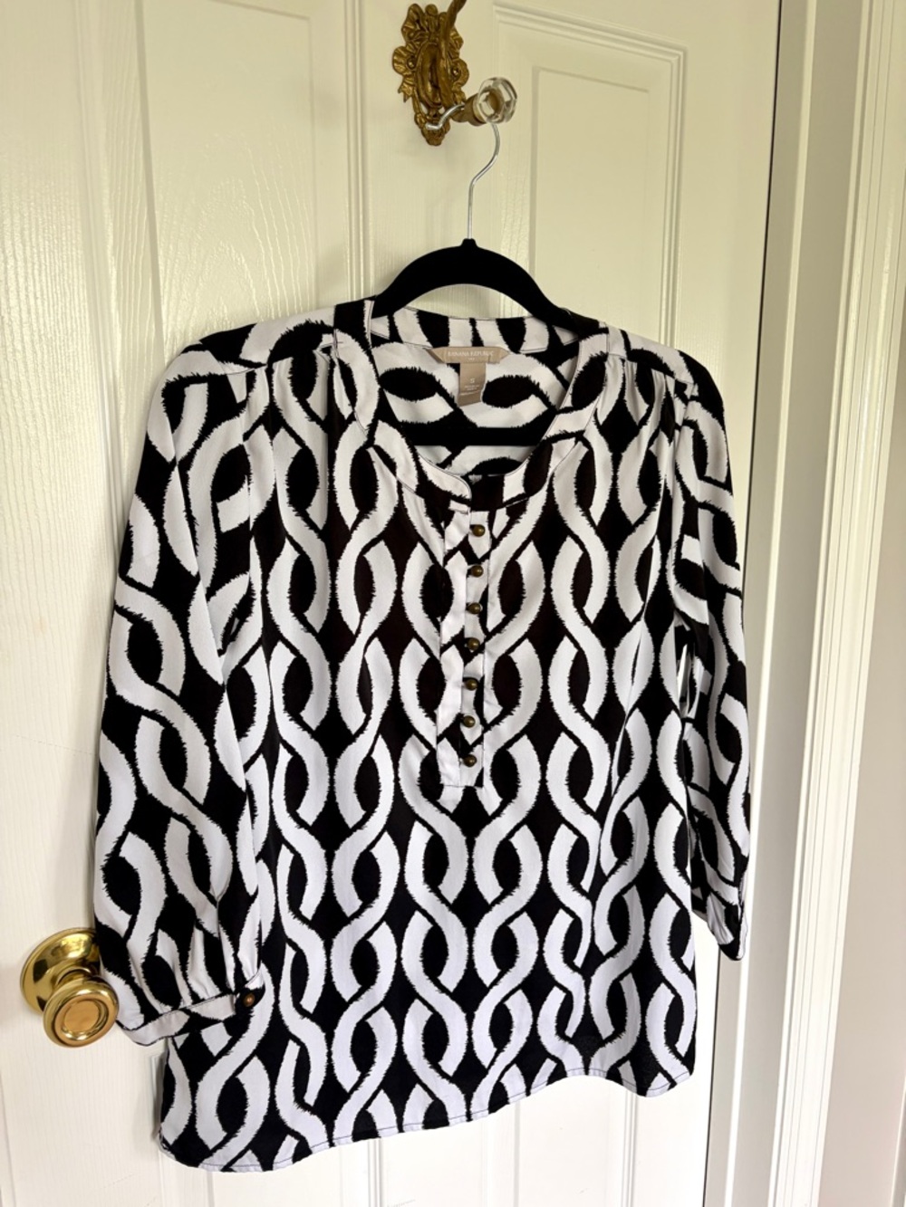 Banana Republic Black and White Graphic Print Top